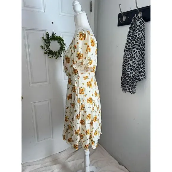 Sunflower Puff Sleeve Dress (Med) - Picture 4 of 9